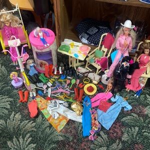 Giant bundle of Barbie’s and accessories
